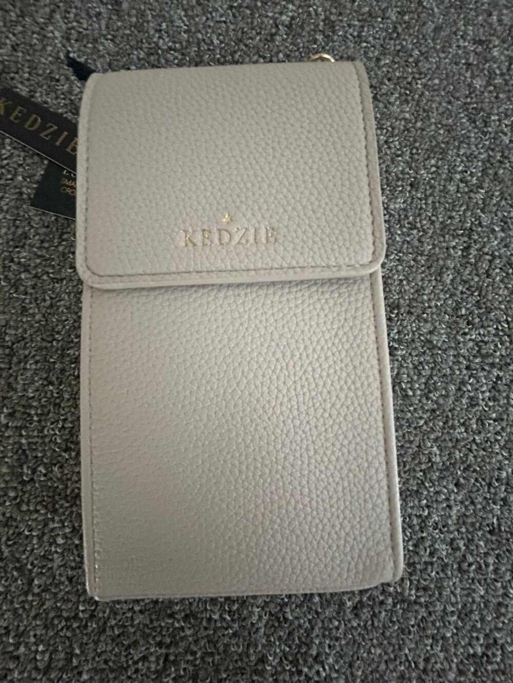 KEDZIE Eclipse Smartphone Crossbody Bag